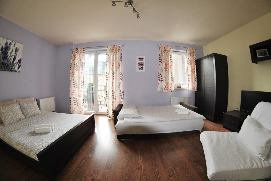 Royal Apartments - Apartamenty Inowroclawska Bagian luar foto